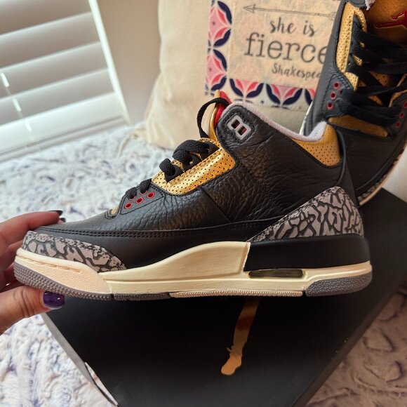 NIB Womens Nike Air Jordan 3 Retro - Size 6 (4.5 Y) - Picture 5 of 15